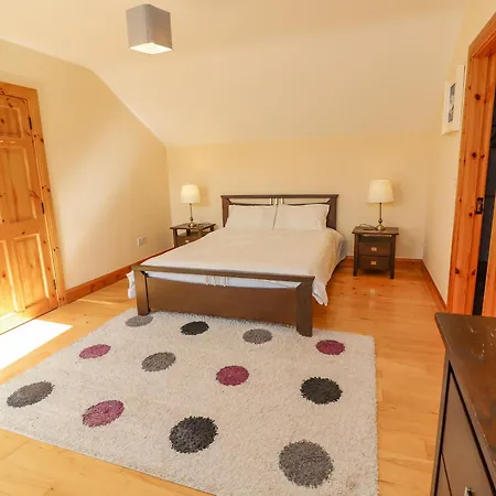 Holiday home Kissane's *