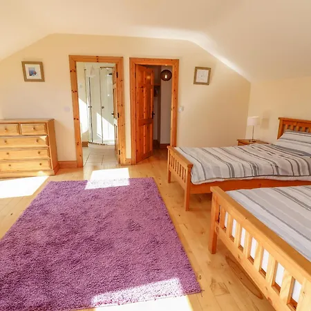 Holiday home Kissane's *